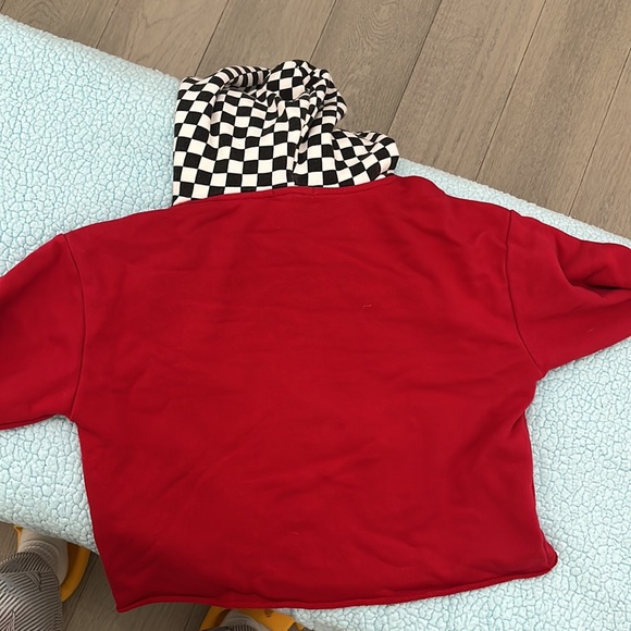 Cropped checkerboard hoodie - Picture 2 of 2